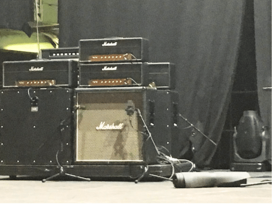 Jeff Beck's Guitar Style - Jeff's onstage Amplifier setup