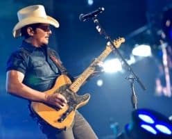 Best Telecaster Players - Brad Paisley ripping it up onstage