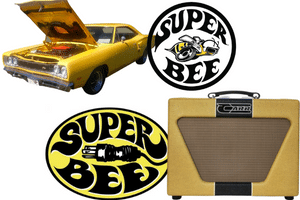 Carr Super Bee Review –  A photo of the comparison between the Super Bee car and amplifier